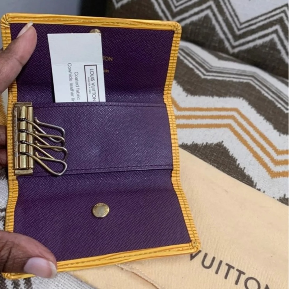 Authentic lv bundle set - Picture 5 of 8